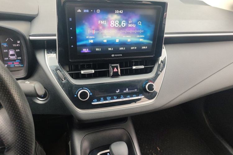 Used Toyota Corolla 2019 1.2T S-CVT GL-i Elite Edition Audio And AC Panel