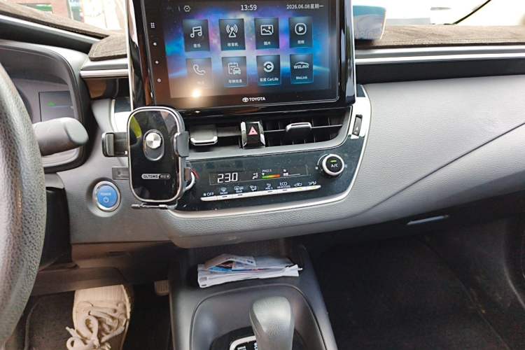 Used Toyota Corolla 2019 Dual-Engine 1.8L E-CVT GL-i Elite Edition Audio And AC Panel