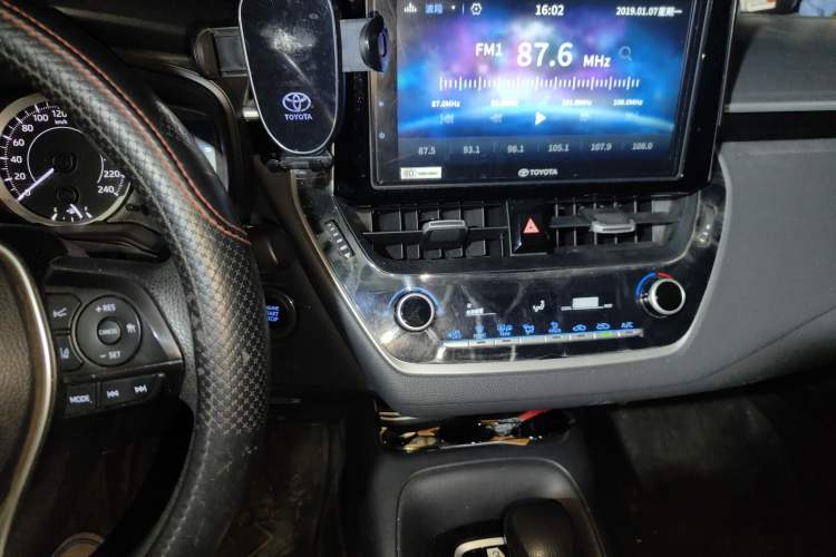 Used Toyota Corolla 2019 1.2T S-CVT GL-i Elite Edition Audio And AC Panel
