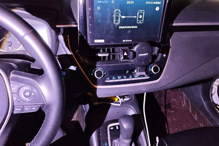 Used Toyota Corolla 2019 1.2T S-CVT GL-i Elite Edition Audio And AC Panel