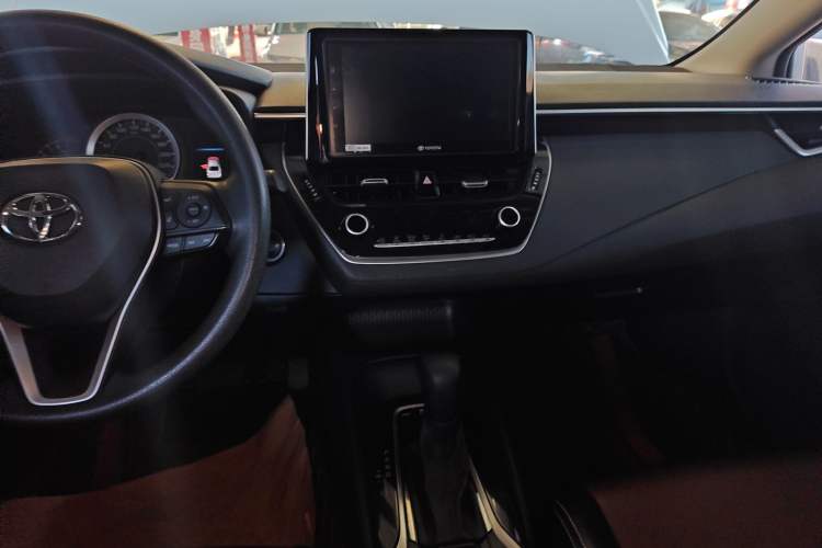 Used Toyota Corolla 2019 1.2T S-CVT GL-i Elite Edition Audio And AC Panel