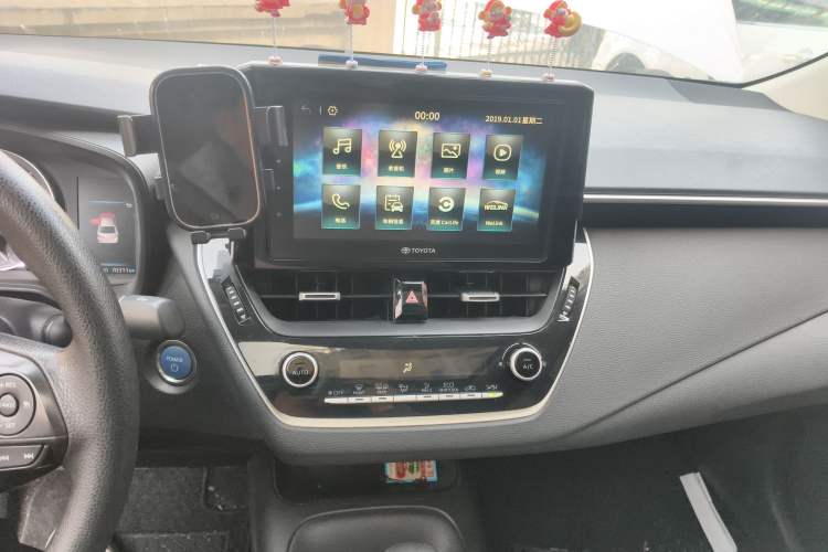 Used Toyota Corolla 2019 Dual-Engine 1.8L E-CVT GL-i Elite Edition Audio And AC Panel