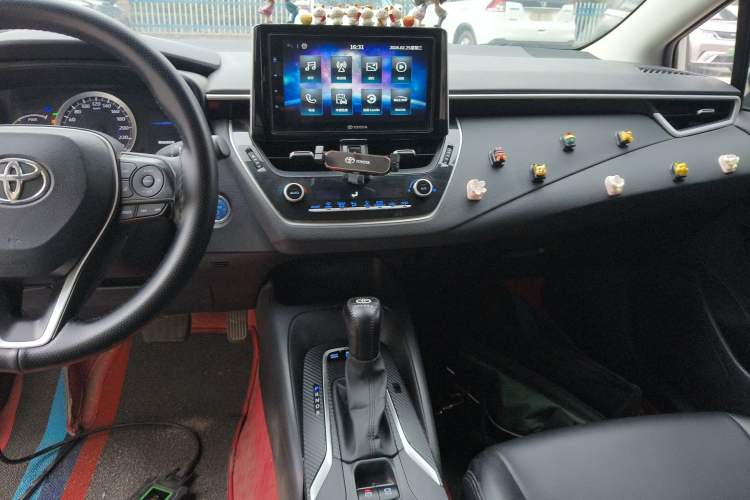Used Toyota Corolla 2019 Dual-Engine 1.8L E-CVT GL-i Elite Edition Audio And AC Panel