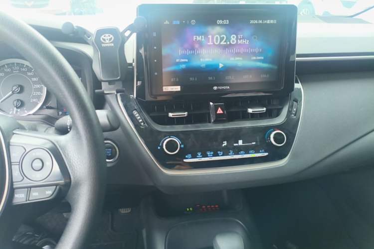 Used Toyota Corolla 2019 1.2T S-CVT GL-i Elite Edition Audio And AC Panel