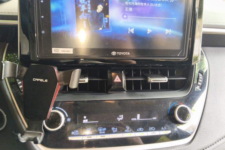 Used Toyota Corolla 2019 1.2T S-CVT GL-i Luxury Edition Audio And AC Panel