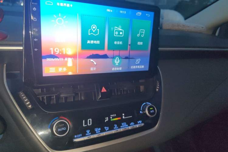 Used Toyota Corolla 2019 Dual-Engine 1.8L E-CVT GL-i Pioneer Edition Audio And AC Panel