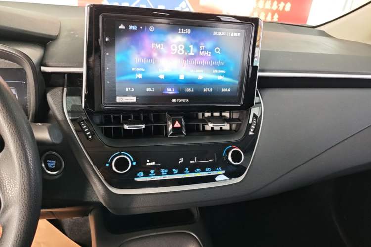 Used Toyota Corolla 2019 1.2T S-CVT GL-i Elite Edition Audio And AC Panel
