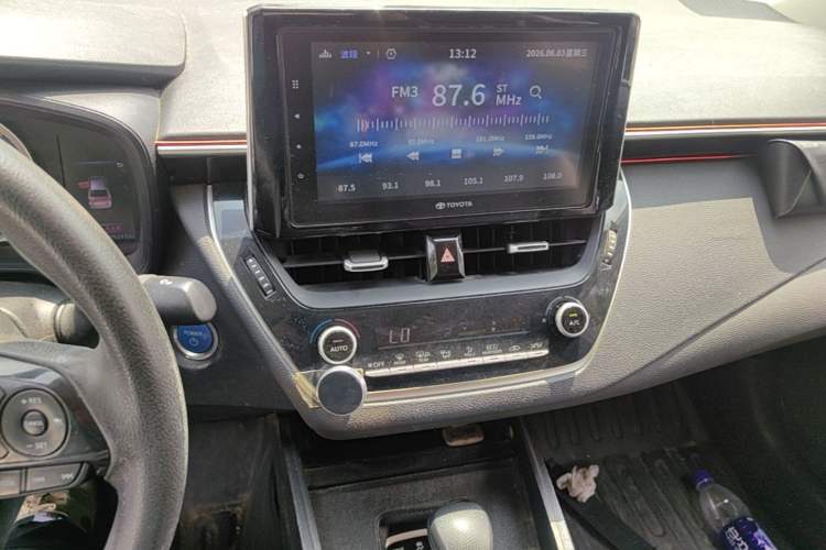 Used Toyota Corolla 2019 Dual-Engine 1.8L E-CVT GL-i Elite Edition Audio And AC Panel