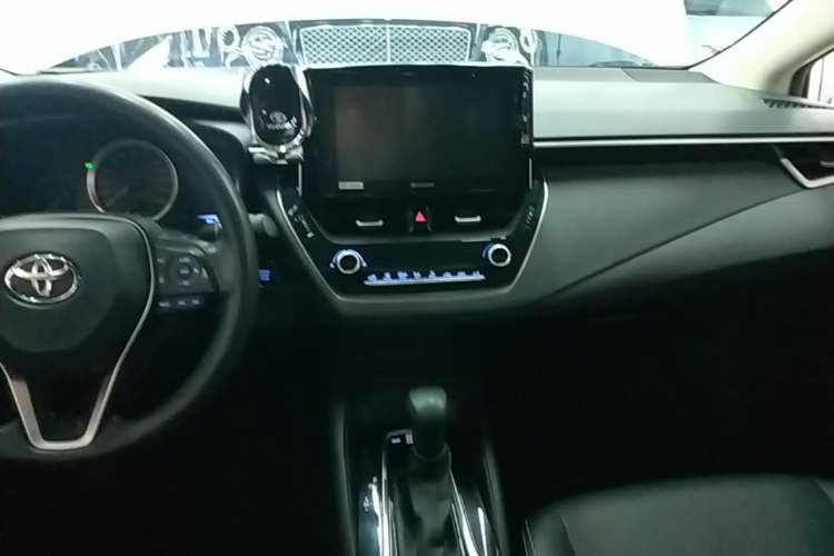 Used Toyota Corolla 2019 1.2T S-CVT GL-i Elite Edition Audio And AC Panel