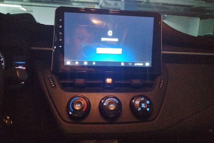 Used Toyota Corolla 2019 1.2T S-CVT GL Pioneer Edition Audio And AC Panel