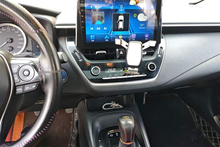 Used Toyota Corolla 2019 Dual-Engine 1.8L E-CVT GL-i Pioneer Edition Audio And AC Panel