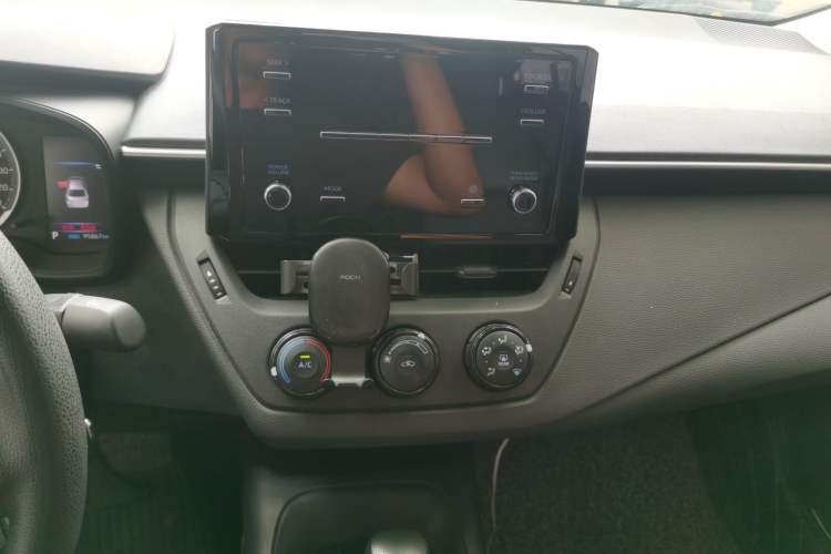 Used Toyota Corolla 2019 1.2T S-CVT GL Pioneer Edition Audio And AC Panel