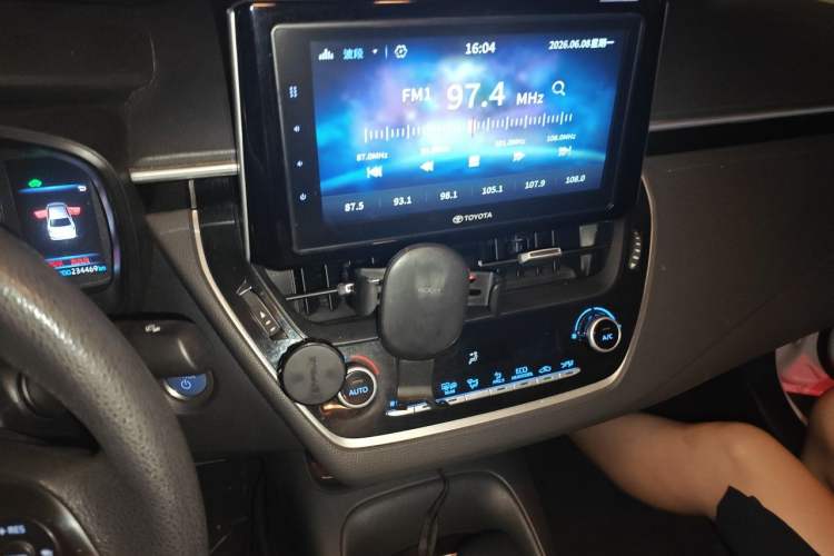 Used Toyota Corolla 2019 Dual-Engine 1.8L E-CVT GL-i Elite Edition Audio And AC Panel