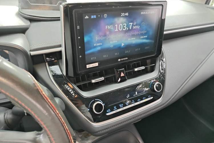 Used Toyota Corolla 2019 1.2T S-CVT GL-i Luxury Edition Audio And AC Panel