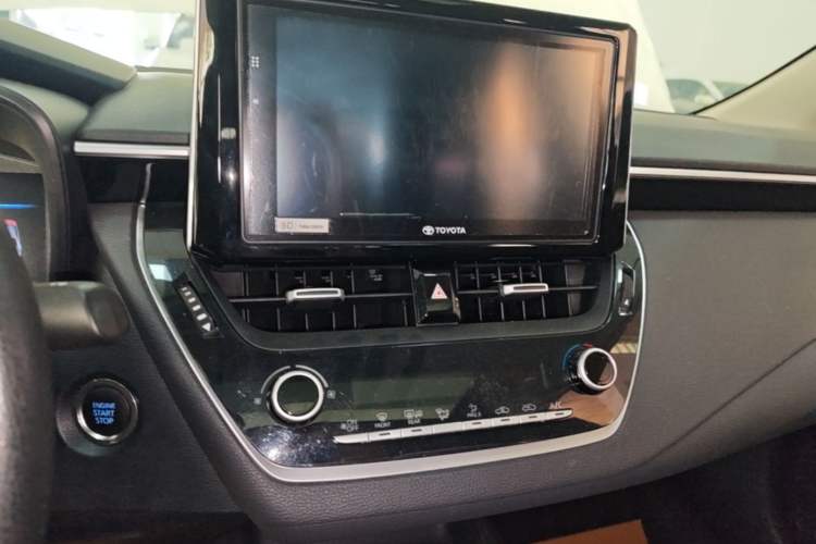 Used Toyota Corolla 2019 1.2T S-CVT GL-i Elite Edition Audio And AC Panel