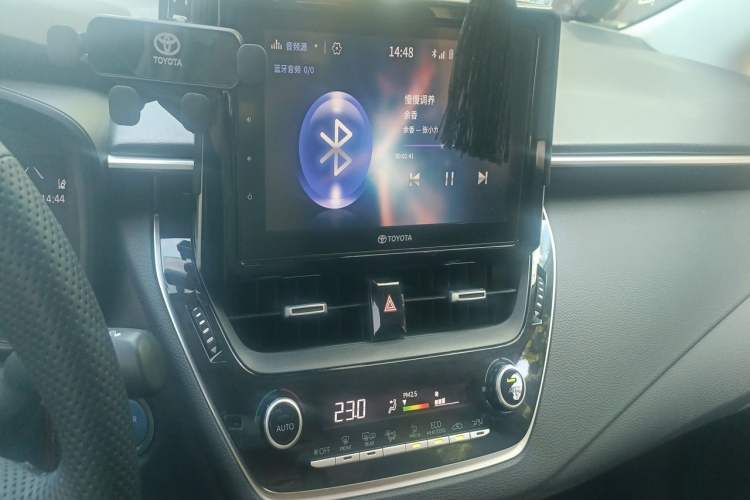 Used Toyota Corolla 2019 Dual-Engine 1.8L E-CVT GL-i Elite Edition Audio And AC Panel