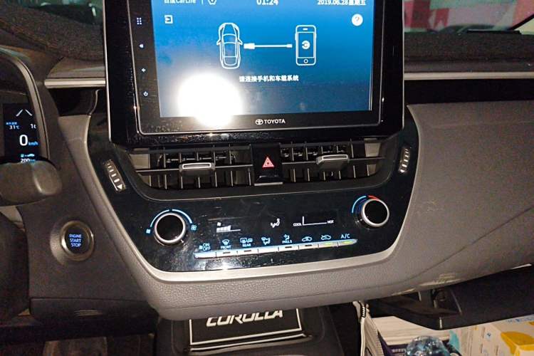 Used Toyota Corolla 2019 1.2T S-CVT GL-i Elite Edition Audio And AC Panel