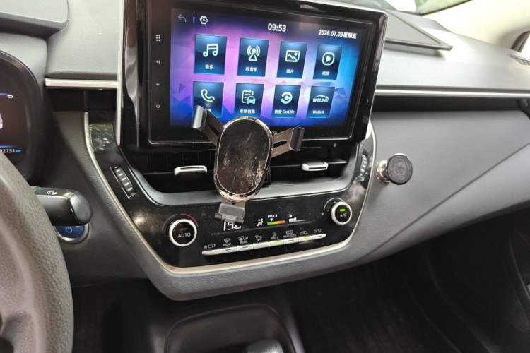 Used Toyota Corolla 2019 Dual-Engine 1.8L E-CVT GL-i Elite Edition Audio And AC Panel