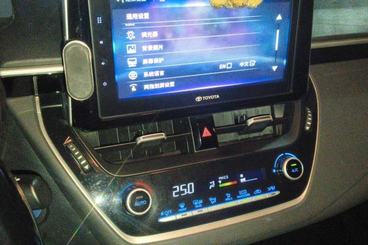 Used Toyota Corolla 2019 Dual-Engine 1.8L E-CVT GL-i Elite Edition Audio And AC Panel