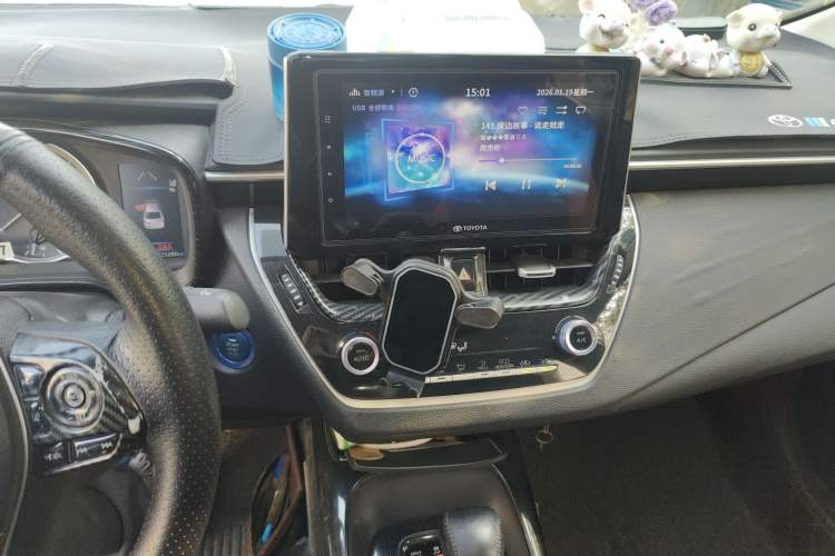 Used Toyota Corolla 2019 Dual-Engine 1.8L E-CVT GL-i Elite Edition Audio And AC Panel