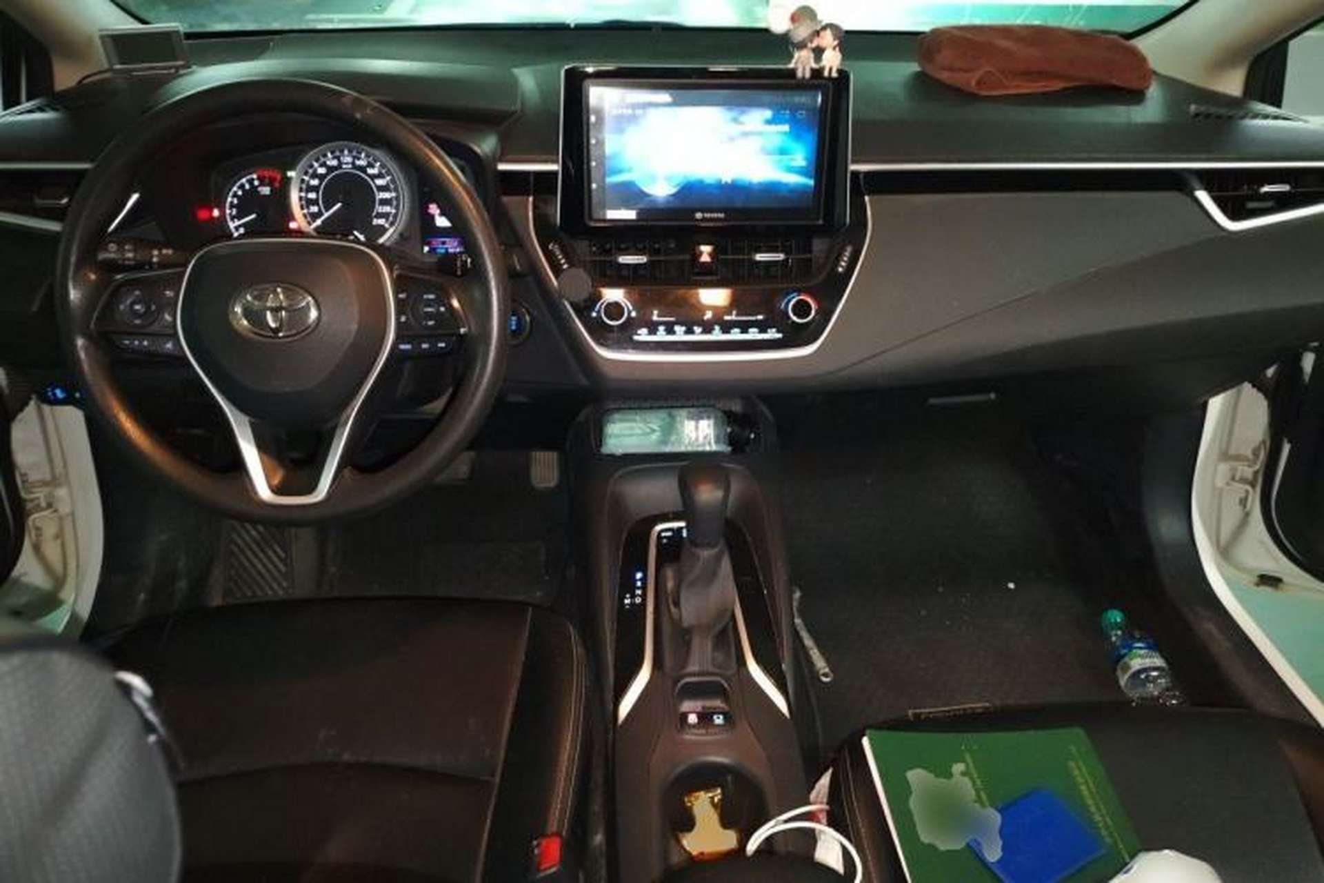 Used Toyota Corolla 2019 1.2T S-CVT GL-i Elite Edition Center Console