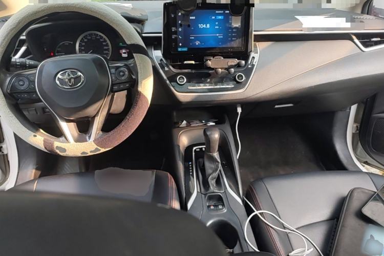 Used Toyota Corolla 2019 Dual-Engine 1.8L E-CVT GL-i Elite Edition Center Console