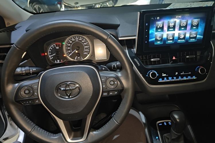 Used Toyota Corolla 2019 1.2T S-CVT Sport Edition Center Console