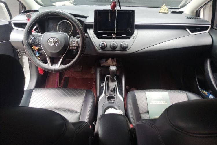 Used Toyota Corolla 2019 1.2T S-CVT GL Pioneer Edition Center Console