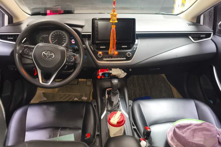 Used Toyota Corolla 2019 Dual-Engine 1.8L E-CVT GL-i Elite Edition Center Console