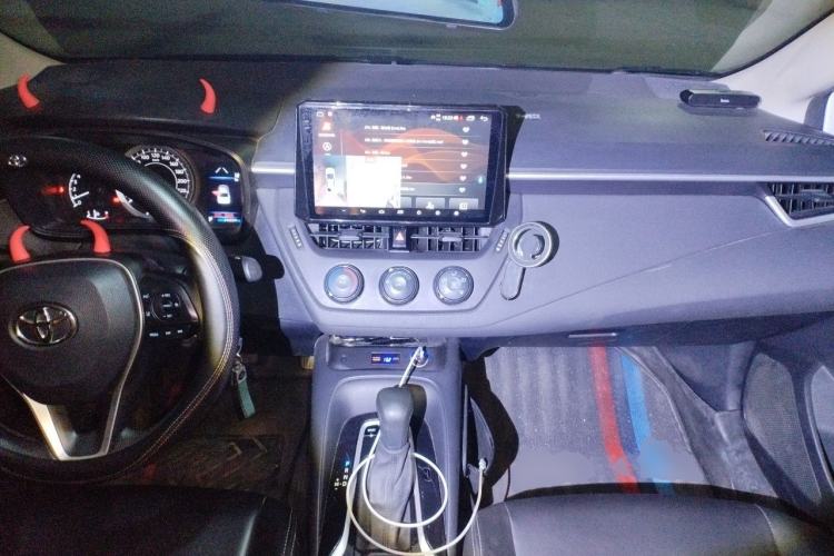 Used Toyota Corolla 2019 1.2T S-CVT GL Pioneer Edition Center Console