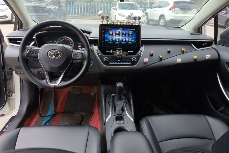 Used Toyota Corolla 2019 Dual-Engine 1.8L E-CVT GL-i Elite Edition Center Console