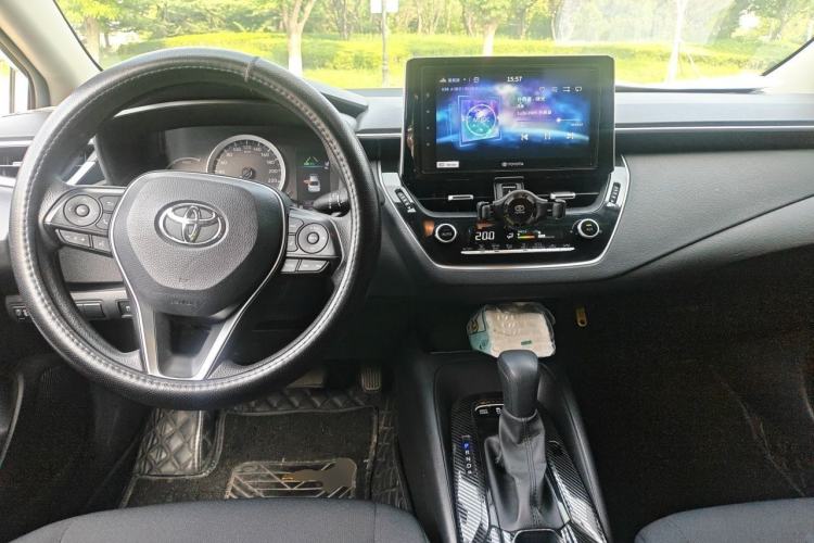 Used Toyota Corolla 2019 Dual-Engine 1.8L E-CVT GL-i Elite Edition Center Console