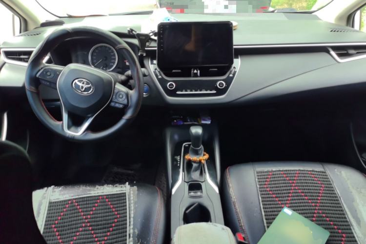 Used Toyota Corolla 2019 Dual-Engine 1.8L E-CVT GL-i Pioneer Edition Center Console