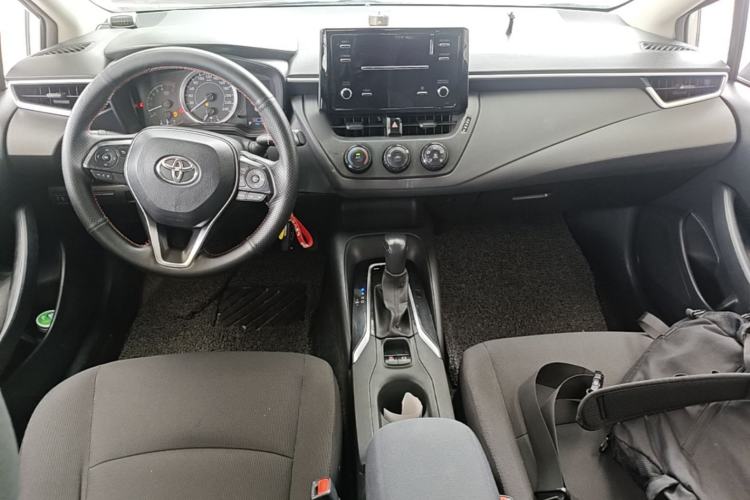 Used Toyota Corolla 2019 1.2T S-CVT GL Pioneer Edition Center Console