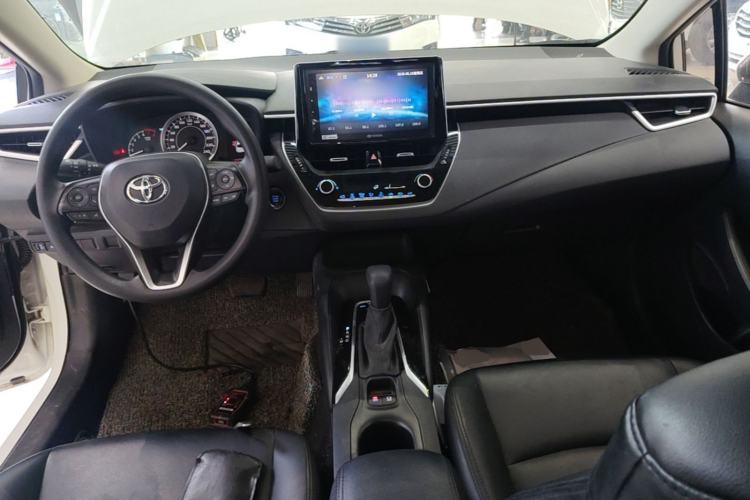 Used Toyota Corolla 2019 1.2T S-CVT GL-i Elite Edition Center Console