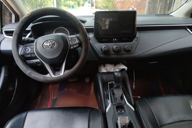 Used Toyota Corolla 2019 1.2T S-CVT GL Pioneer Edition Center Console