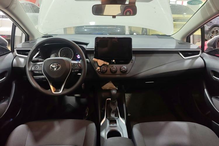 Used Toyota Corolla 2019 1.2T S-CVT GL Pioneer Edition Center Console