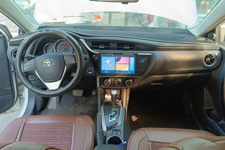 Used Toyota Corolla 2019 1.2T S-CVT GL Pioneer Edition Center Console