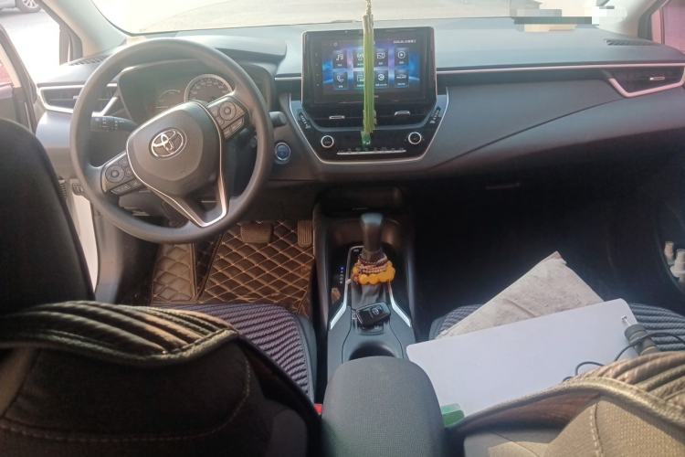 Used Toyota Corolla 2019 Dual-Engine 1.8L E-CVT GL-i Elite Edition Center Console