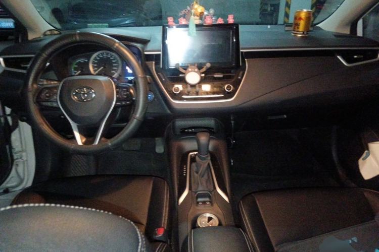 Used Toyota Corolla 2019 Dual-Engine 1.8L E-CVT GL-i Elite Edition Center Console