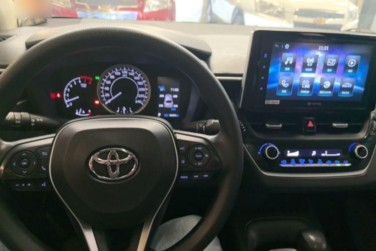Used Toyota Corolla 2019 1.2T S-CVT GL-i Elite Edition Center Console