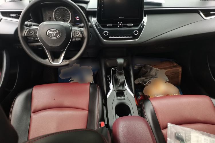 Used Toyota Corolla 2019 1.2T S-CVT GL-i Elite Edition Center Console
