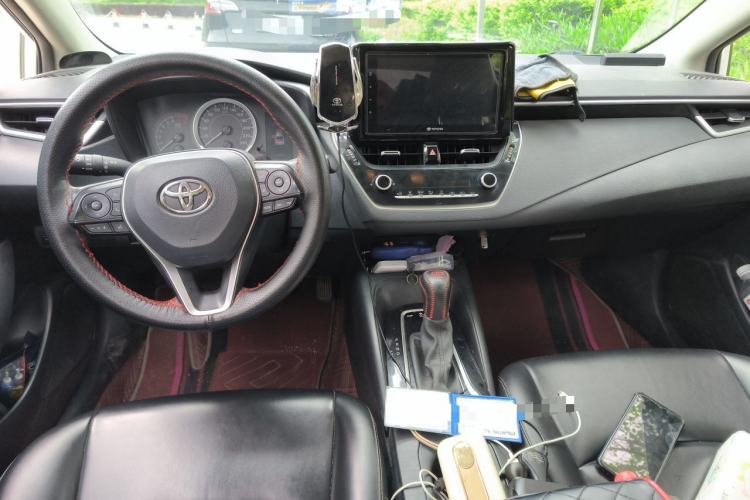 Used Toyota Corolla 2019 1.2T S-CVT GL-i Elite Edition Center Console