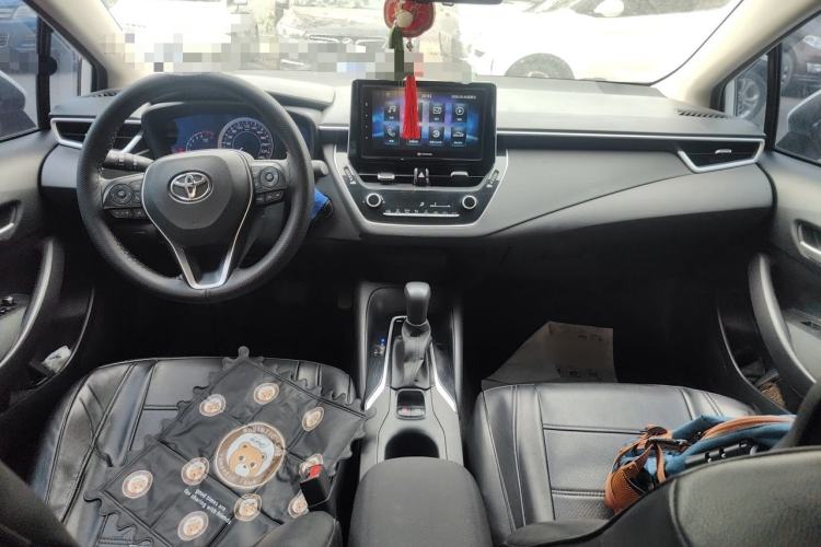 Used Toyota Corolla 2019 1.2T S-CVT GL-i Elite Edition Center Console