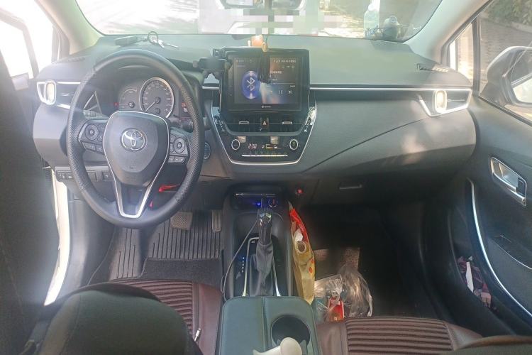 Used Toyota Corolla 2019 Dual-Engine 1.8L E-CVT GL-i Elite Edition Center Console