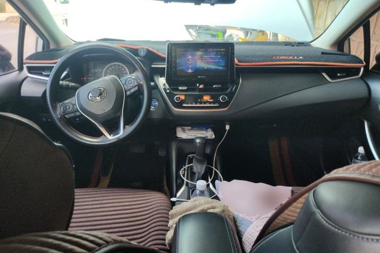 Used Toyota Corolla 2019 Dual-Engine 1.8L E-CVT GL-i Elite Edition Center Console