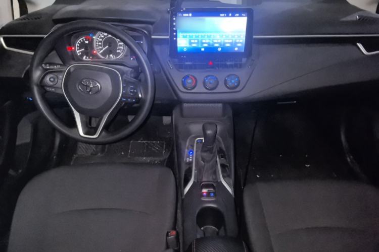 Used Toyota Corolla 2019 1.2T S-CVT GL Pioneer Edition Center Console