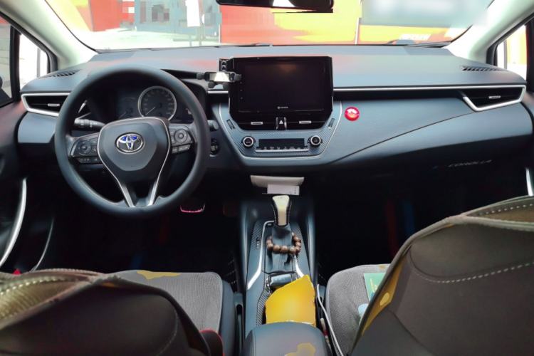 Used Toyota Corolla 2019 Dual-Engine 1.8L E-CVT GL-i Elite Edition Center Console