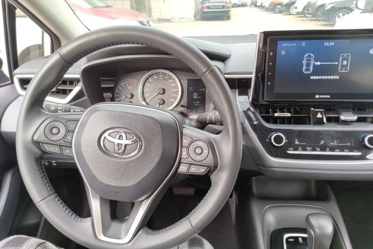 Used Toyota Corolla 2019 1.2T S-CVT GL-i Luxury Edition Center Console