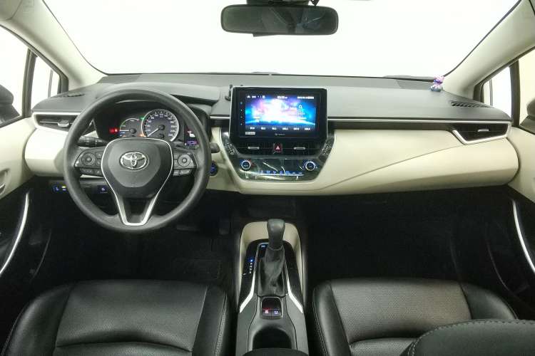 Used Toyota Corolla 2019 Dual-Engine 1.8L E-CVT GL-i Elite Edition Center Console